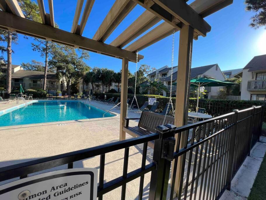 Spacious, Cozy Villa W/Parking In Coligny Villas Hilton Head Island Dış mekan fotoğraf