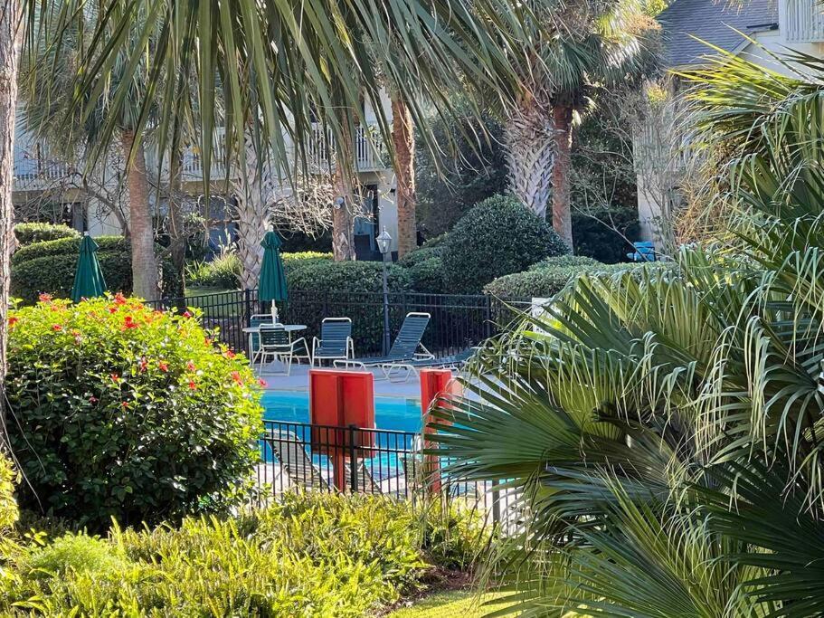 Spacious, Cozy Villa W/Parking In Coligny Villas Hilton Head Island Dış mekan fotoğraf